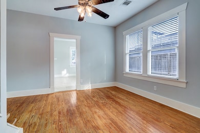 1442 Columbia St, Houston, TX 77008 - photo 3