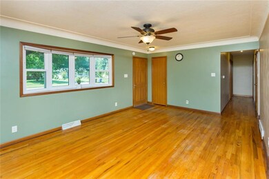 3023 Shawnee Ave, Des Moines, IA 50310 - photo 6