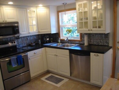 33 Circuit Ave, Wareham, MA 02571 - photo 4