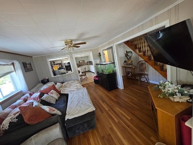 39 S Main St, Millbury, MA 01527 - photo 4