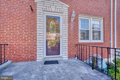 1809 Trenleigh Rd, Parkville, MD 21234 - photo 2