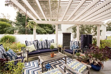 906 Main St, Warren, RI 02885 - photo 3