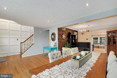 8106 Arrowhead Ct, Frederick, MD 21702 - photo 3