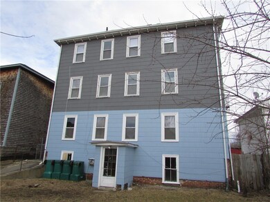 56 2nd Ave, Woonsocket, RI 02895 - photo 2