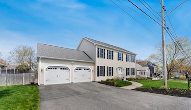 106 Colonial Rd, Marshfield, MA 02050 - photo 2