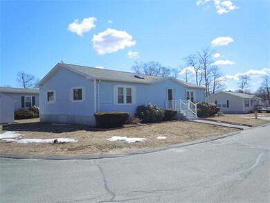 5 Hemlock St, Rockland, MA 02370 - photo 2