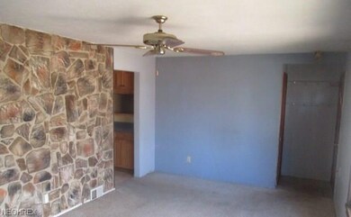 319 Gayle Dr, Sheffield Lake, OH 44054 - photo 3