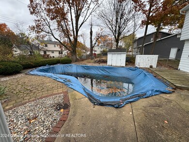 1136 Arlington Dr, Lansing, MI 48917 - photo 7