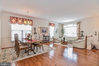 25506 Crossfield Dr, Chantilly, VA 20152 - photo 5