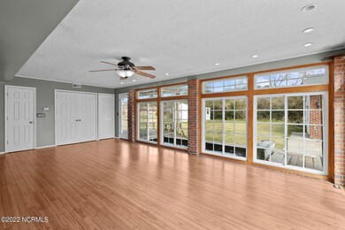 105 Club Ln, Jacksonville, NC 28546 - photo 6