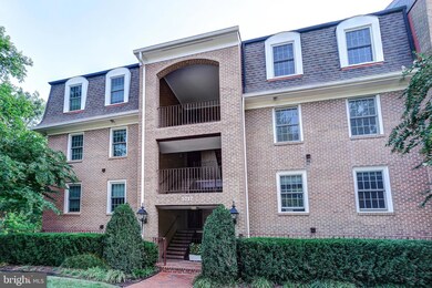 5717 Brewer House Cir unit 301, Rockville, MD 20852 - photo 4