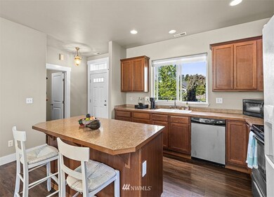 908 Grinnell Ave SW, Orting, WA 98360 - photo 6