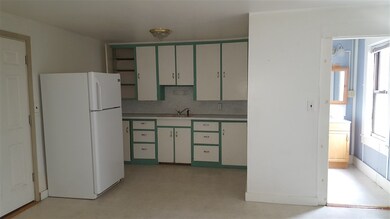 58 Canal St unit 3, Nashua, NH 03064 - photo 2