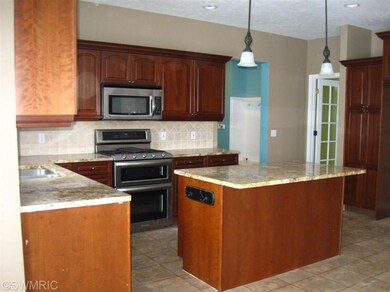 2601 Meadow Ridge, Byron Center, MI 49315 - photo 3