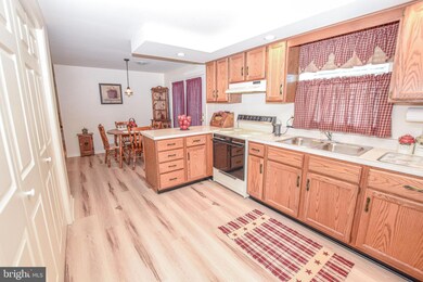 199 Euclid Ave, Charles Town, WV 25414 - photo 6