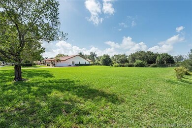 13500 SW 34th Ct, Davie, FL 33330 - photo 7