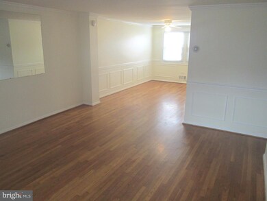 1040 Middleborough Rd, Essex, MD 21221 - photo 3
