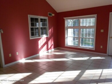 337 Escoll Dr, East Stroudsburg, PA 18301 - photo 5