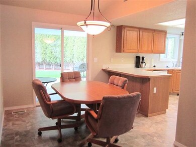 406 Summer Ct, Nampa, ID 83686 - photo 6