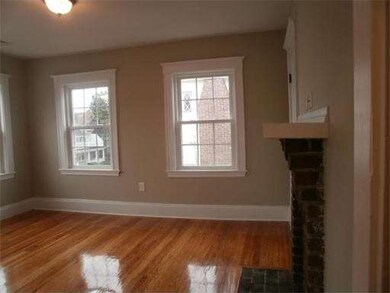 28 Hosmer St unit 1, Watertown, MA 02472 - photo 4