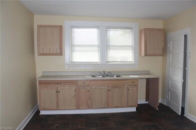 1668 NE Ashley School Cir, Winston Salem, NC 27105 - photo 4