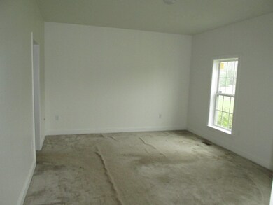 353 Pond Dr, Dunnsville, VA 22454 - photo 5