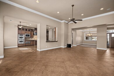 4811 W Vine Ave Visalia CA-print-007-007