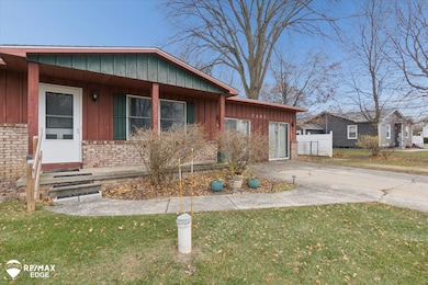 5467 Richfield Rd, Flint, MI 48506 - photo 5