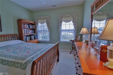 5122 Valley Stream Ln, Macungie, PA 18062 - photo 7