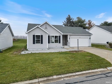 821 Eagle Cove Dr, South Bend, IN 46614 - photo 2