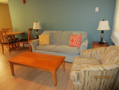 18 Ocean Blvd unit 2, Hampton, NH 03842 - photo 5