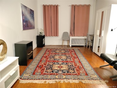 334 E 53rd St unit 3A, New York, NY 10022 - photo 2