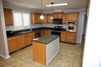 703 Bennett Cir, Byhalia, MS 38611 - photo 7