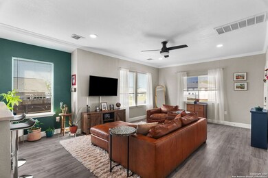 810 Dakota St, San Antonio, TX 78203 - photo 7