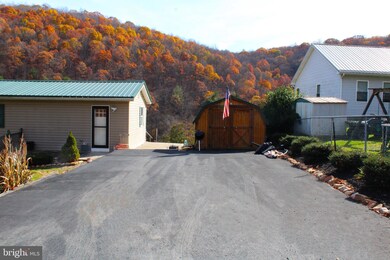 12114 Orabell Dr NE, Cumberland, MD 21502 - photo 3