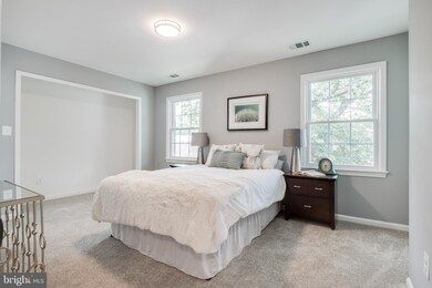 3166 Cedar Grove Dr, Fairfax, VA 22031 - photo 5