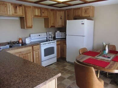 561 S Vasels Rd unit B-5, Brian Head, UT 84719 - photo 3