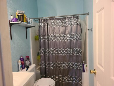 615 Oldham St, Bonham, TX 75418 - photo 7