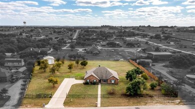 413 Miramar Cir, Weatherford, TX 76085 - photo 3