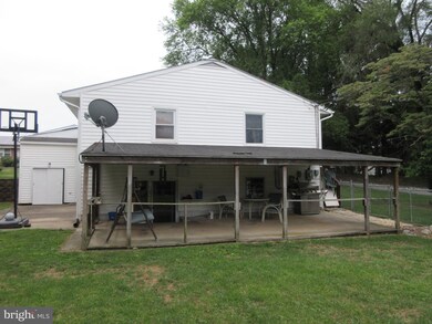 1524 Crest View Ave, Hagerstown, MD 21740 - photo 6