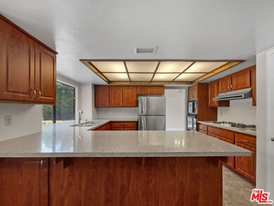 3238 Futura Point, Thousand Oaks, CA 91362 - photo 2