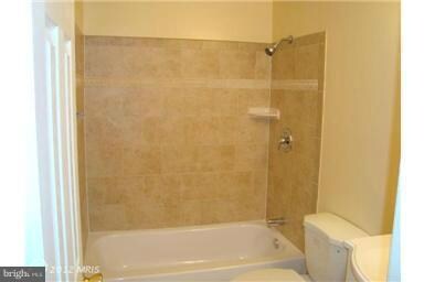 5033 Fable St, Capitol Heights, MD 20743 - photo 4