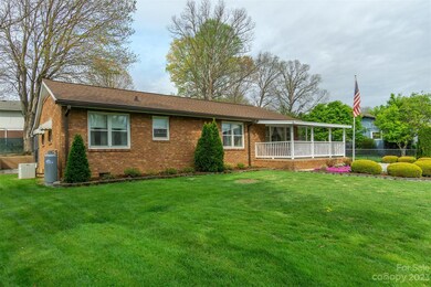 84 Fair Oaks Rd, Arden, NC 28704 - photo 3