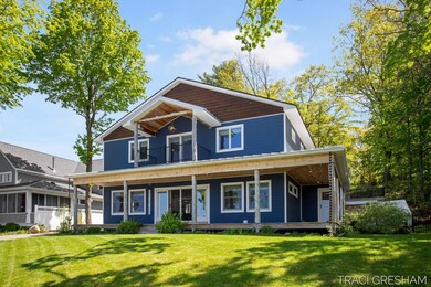 1315 S Lake
