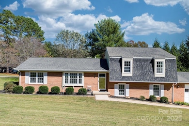 102 Castlegate Dr, Morganton, NC 28655 - photo 3