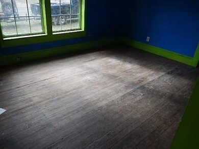 OA-4-4566-h2082966AX-Interiorjpg