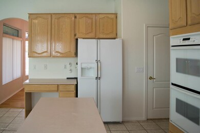 281 W El Freda Rd, Tempe, AZ 85284 - photo 4