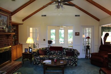 Family Room looking into Sun Room