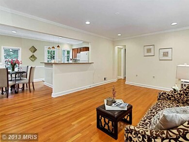 2704 James Dr, Alexandria, VA 22303 - photo 7