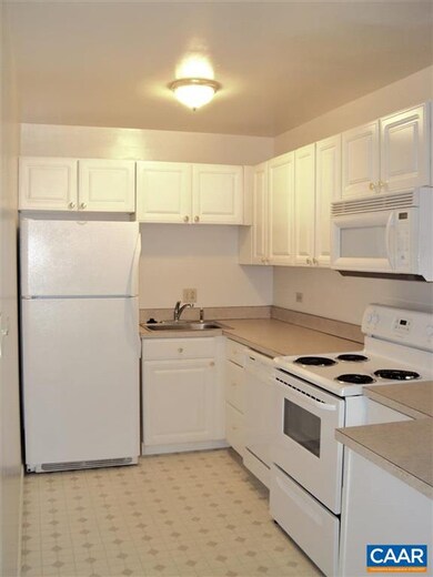 1215 Wertland St unit A24, Charlottesville, VA 22903 - photo 2